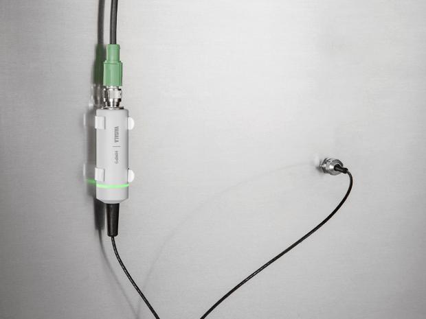 The Compact Vaisala HUMICAP® Humidity and Temperature Probe HMP9 is designed for easy installation in rapidly changing environments.